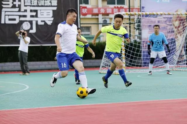 布伦森36分尼克斯大胜活塞 凯尔特人轻取黄蜂