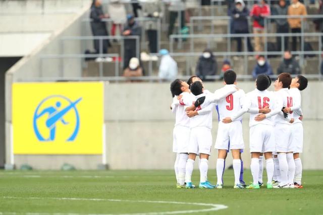 拉文36分公牛力克绿军3连胜 篮网送猛龙6连败