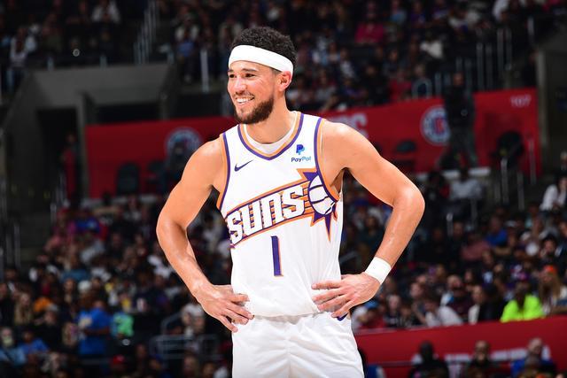 英格兰联赛杯8强赛 远藤航被利物浦评为队内最佳